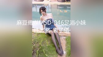 【新速片遞】  两个大老黑玩弄两个极品粉嫩小妹，吃奶玩逼激情4P，听狼友指挥各种体位爆草蹂躏，床上床下各种抽插浪叫不断[1.88G/MP4/01:46:47]