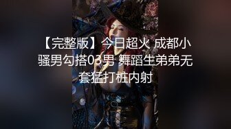 国产老熟女 榨精高手，专业手法惊人打飞机 ，口爆一嘴，道具自慰插穴