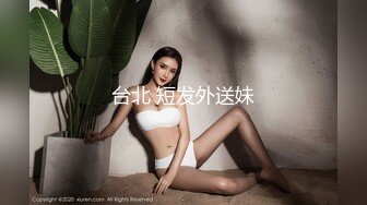 巨乳大奶熟女穿黑丝用大黑牛自慰