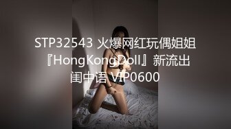    眼镜熟女妈妈 看到有年轻鸡鸡操笑的多开心 主动往稀毛逼里插 无套啪啪 射了一肚皮