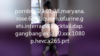 推特超A完美身材嫩妹【Luna000yu】专注户外多场景大胆露出，真空出门地铁游乐场超市人前露逼