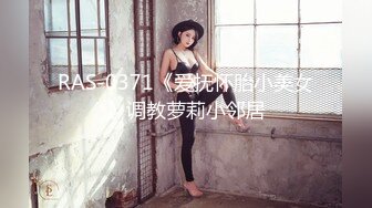 约了两个萝莉萌妹双飞女仆JK装，一起口交舌吻69舔逼骑乘后入轮换着操